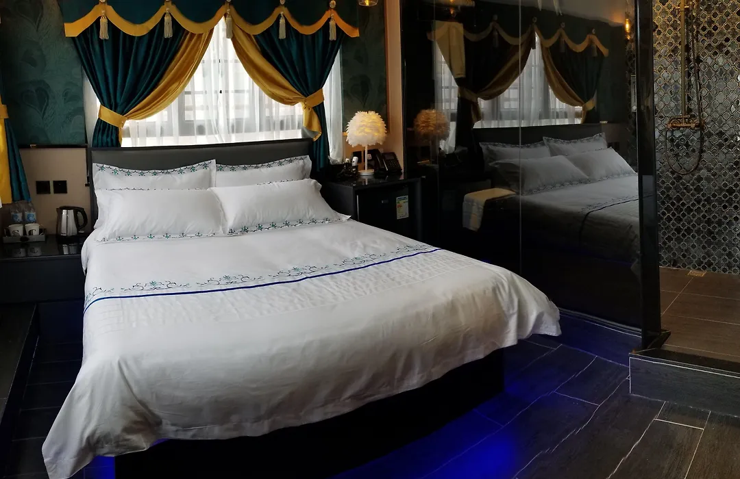 Star City Hotel-1